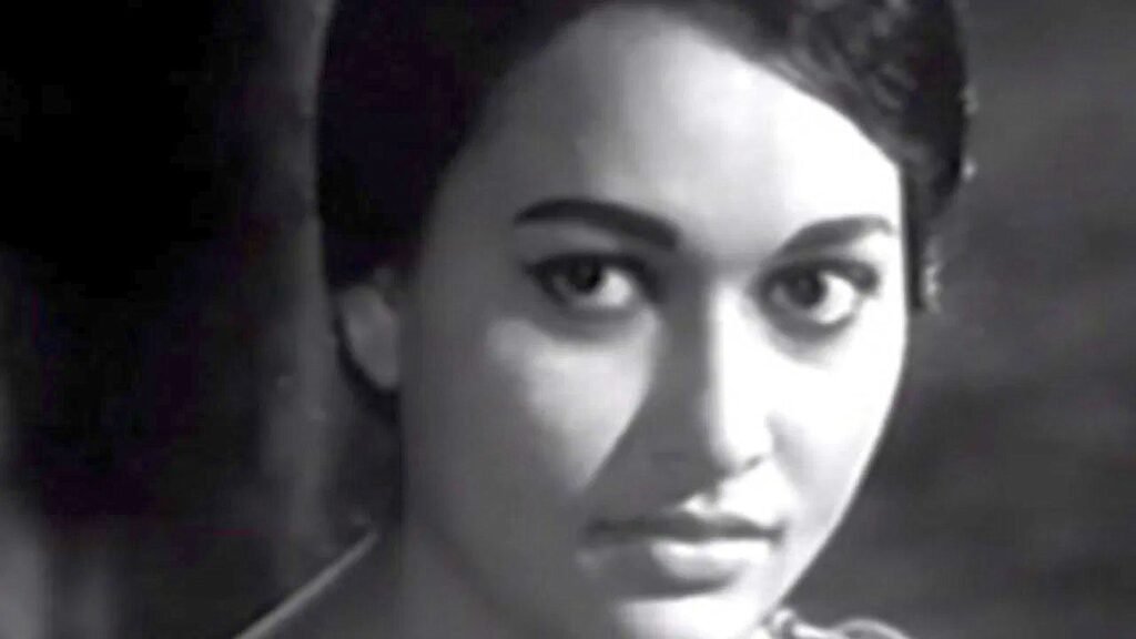 অঞ্জনা ভৌমিক 6 অঞ্জনা ভৌমিক, বাঙালী অভিনেত্রী