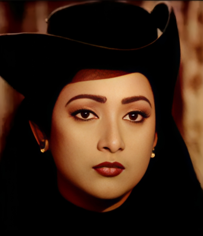 অভিনেত্রী শাহনাজ