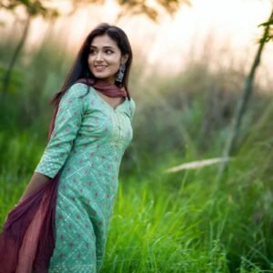 তাসনিয়া ফারিণ - বাংলাদেশী অভিনেত্রী ও মডেল