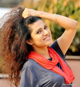 শাবনাজ সাদিয়া ইমি, বাংলাদেশি র‌্যাম্প মডেল এবং অভিনেত্রী,