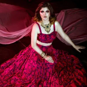 নায়িকা শ্রাবন্তীর স্কিন আর হেয়ার কেয়ার টিপস