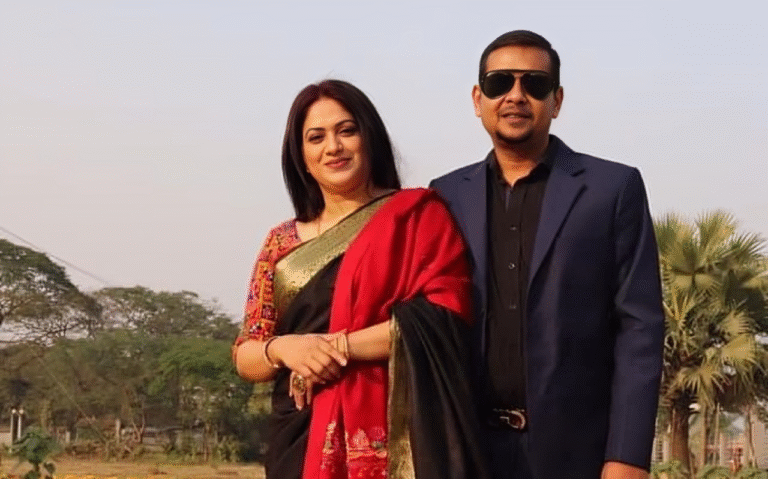 স্বামী সাখাওয়াত আলী নোবেলের সঙ্গে অভিনয়শিল্পী রাইমা ইসলাম শিমু