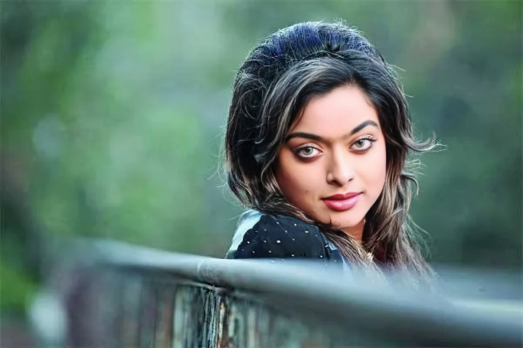 অভিনেত্রী সাহারা