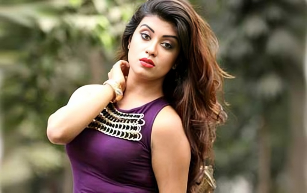 অমৃতা খান