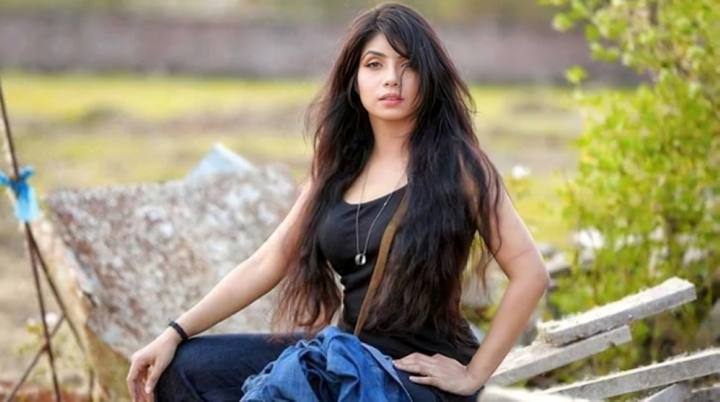 নওশাবা আহমেদ 4 নওশাবা আহমেদ