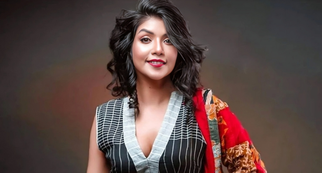 নওশাবা আহমেদ 3 নওশাবা আহমেদ